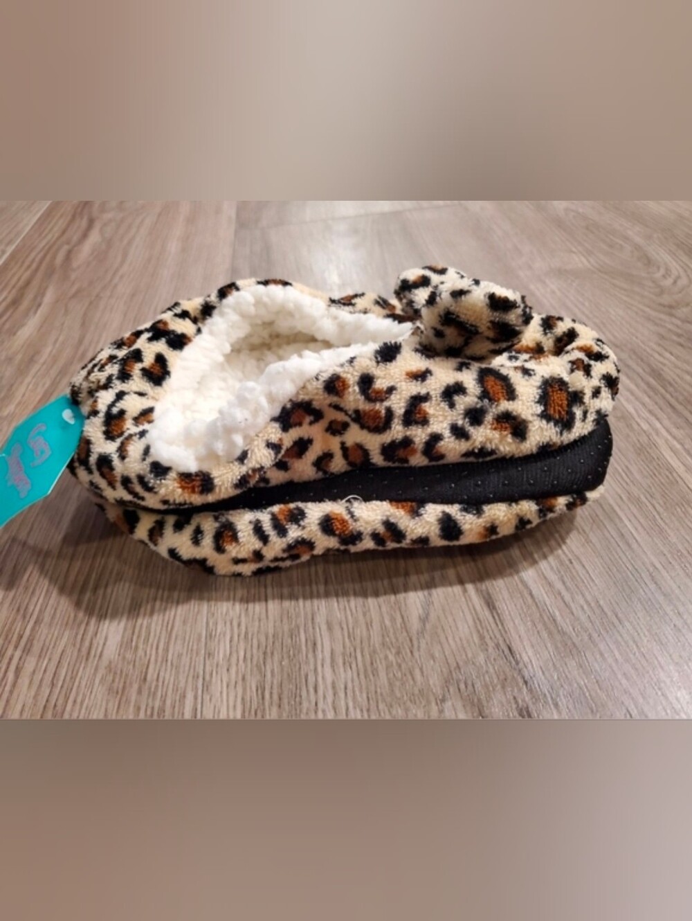 Slippers - Picture 2 of 2